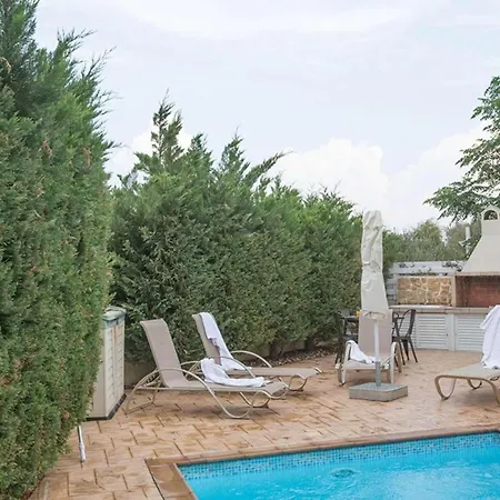 Villa Kate 48 *